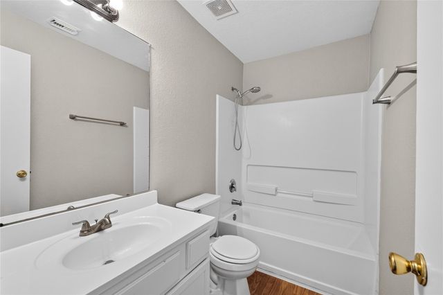 19547 Fletcher Way Drive, Houston, TX 77073