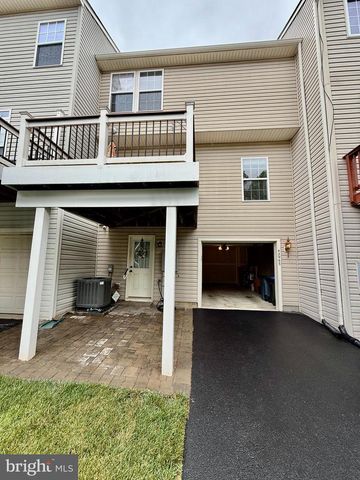 42963 SPYDER PL, Chantilly, VA 20152