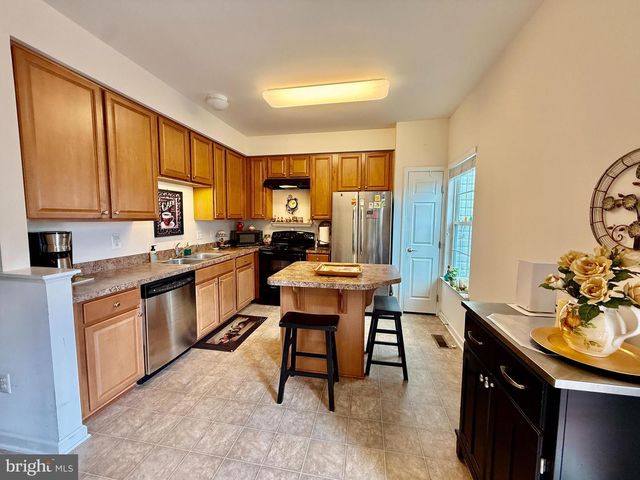 42963 SPYDER PL, Chantilly, VA 20152