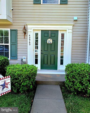 42963 SPYDER PL, Chantilly, VA 20152