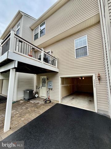 42963 SPYDER PL, Chantilly, VA 20152