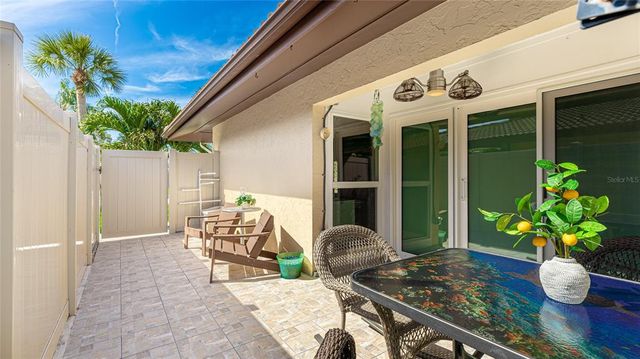 3213 CAMBRIDGE AVENUE, Bradenton, FL 34207