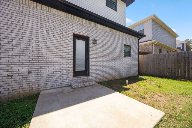 334 W Kinniburgh Drive, Farmington, AR 72730