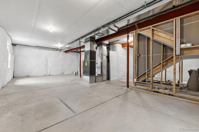 7460 S Old Hammer Way, Aurora, CO 80016