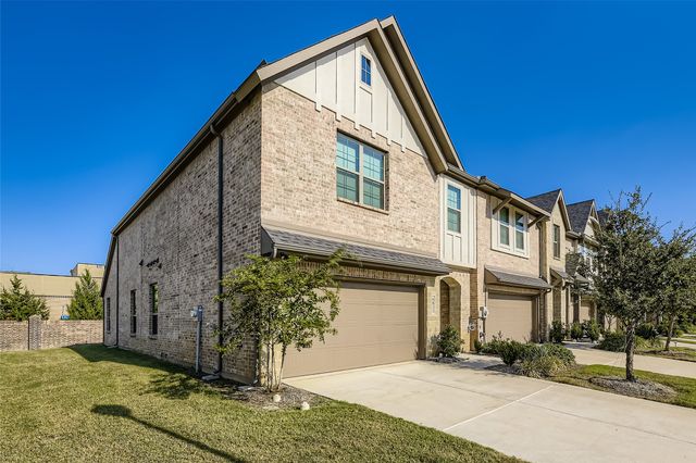 6811 Joelene Rae Drive, Arlington, TX 76001