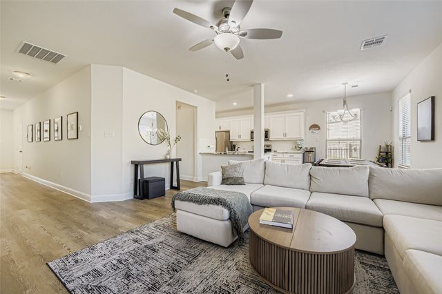 6811 Joelene Rae Drive, Arlington, TX 76001