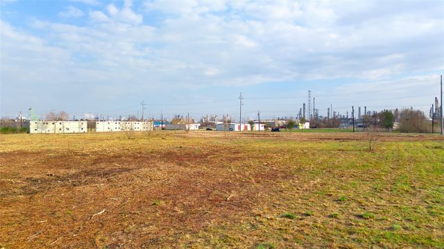 0 31st Street N, Texas City, TX 77590