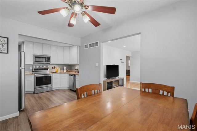 1607 Barbara Drive, St Charles, MO 63303