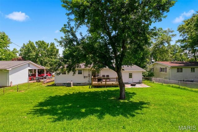 1607 Barbara Drive, St Charles, MO 63303