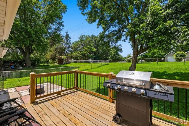 1607 Barbara Drive, St Charles, MO 63303