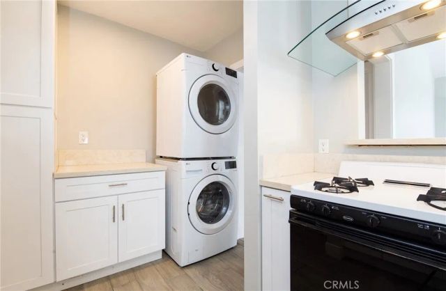 1241 W 89th St, Los Angeles, CA 90044