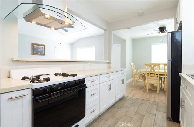 1241 W 89th St, Los Angeles, CA 90044