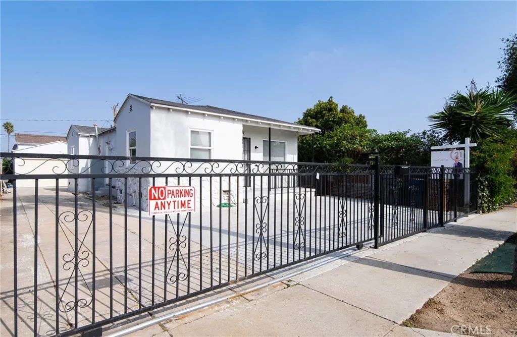 1241 W 89th St, Los Angeles, CA 90044