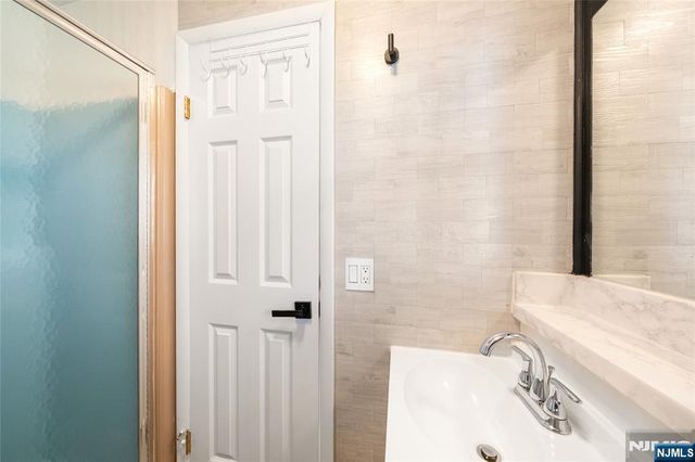 212 Frankfort Avenue, Northvale, NJ 07647