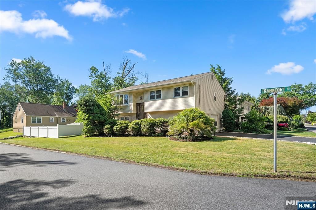 212 Frankfort Avenue, Northvale, NJ 07647