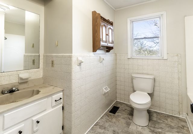 180 Fussell Hill Loop, Erin, TN 37061