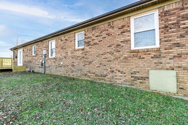 180 Fussell Hill Loop, Erin, TN 37061