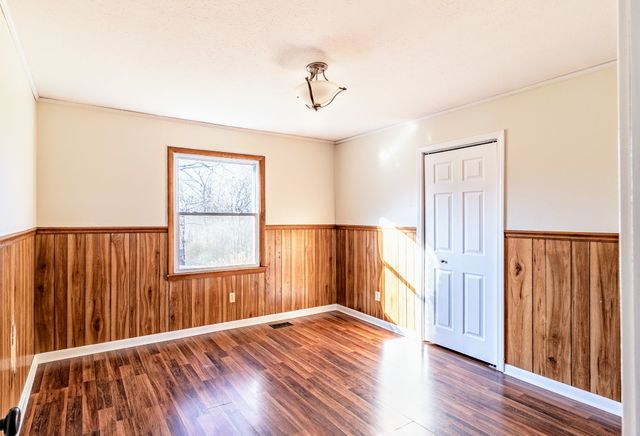 180 Fussell Hill Loop, Erin, TN 37061