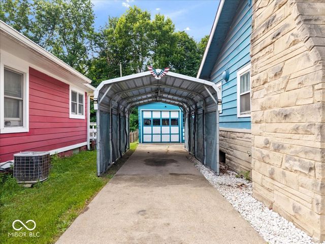 3707 Rockville Road, Indianapolis, IN 46222