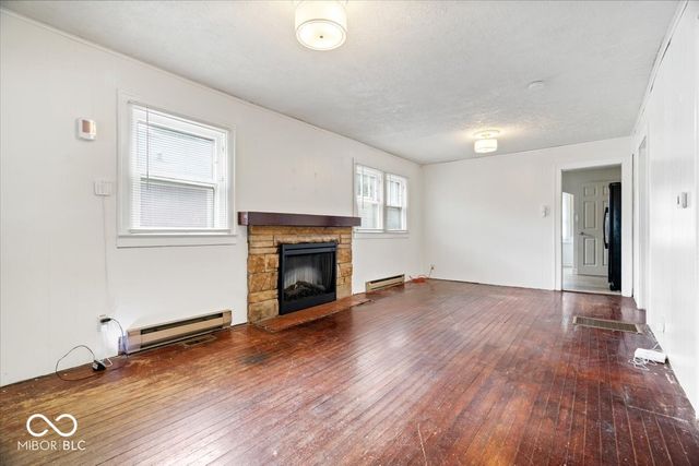 3707 Rockville Road, Indianapolis, IN 46222