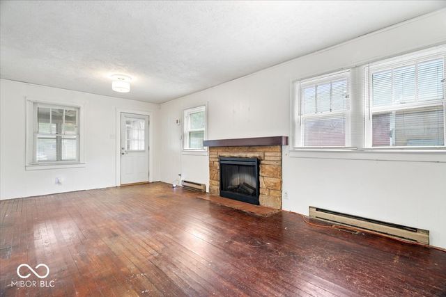 3707 Rockville Road, Indianapolis, IN 46222