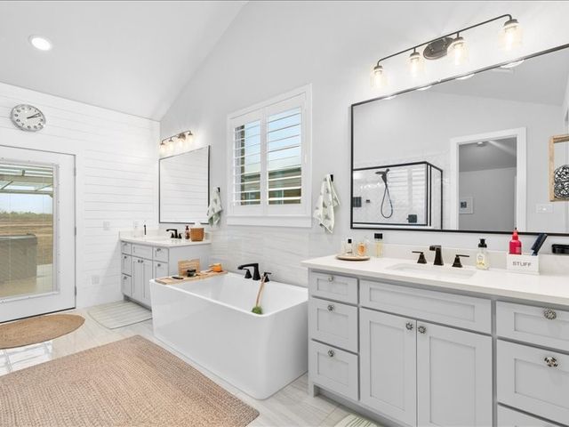 1200 Streetman Road, Royse City, TX 75189