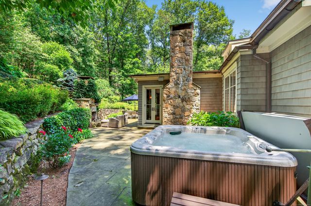 66 Little Brook Road, Wilton, CT 06897
