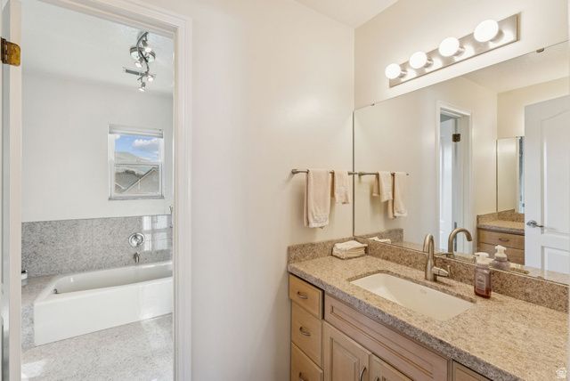 2382 SUMMERWOOD DR, Layton, UT 84040