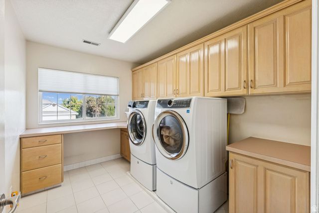 2382 SUMMERWOOD DR, Layton, UT 84040