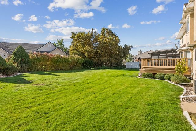 2382 SUMMERWOOD DR, Layton, UT 84040