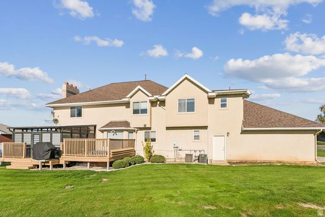 2382 SUMMERWOOD DR, Layton, UT 84040