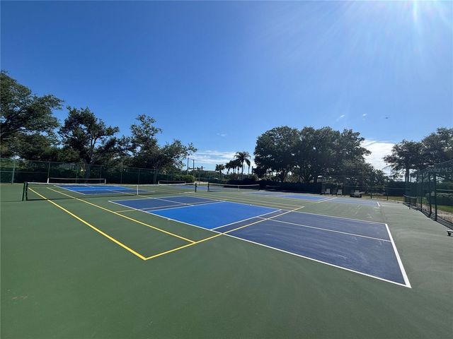 320 CLEARBROOK CIRCLE 102, Venice, FL 34292