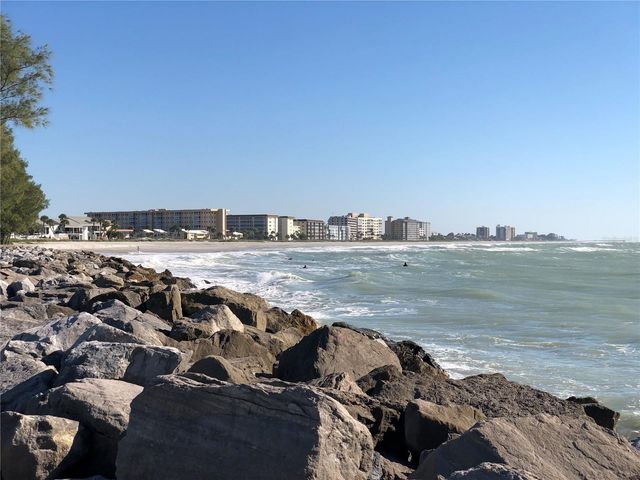 320 CLEARBROOK CIRCLE 102, Venice, FL 34292