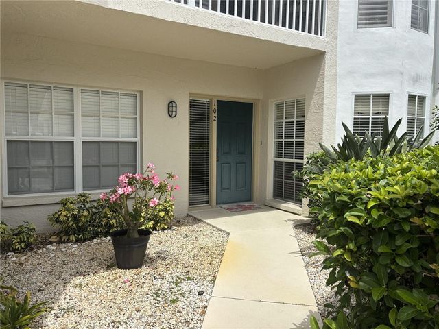 320 CLEARBROOK CIRCLE 102, Venice, FL 34292