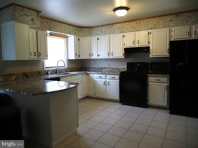 29 BLACKSNAKE RD, Elkton, MD 21921