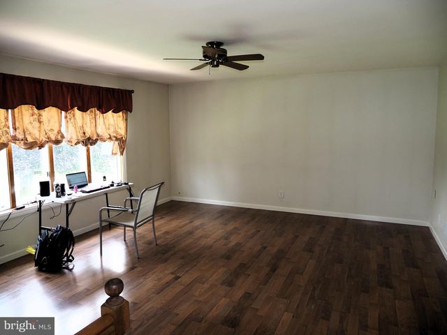 29 BLACKSNAKE RD, Elkton, MD 21921