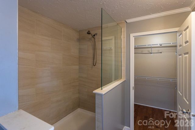 967 Barnardsville Highway, Weaverville, NC 28787