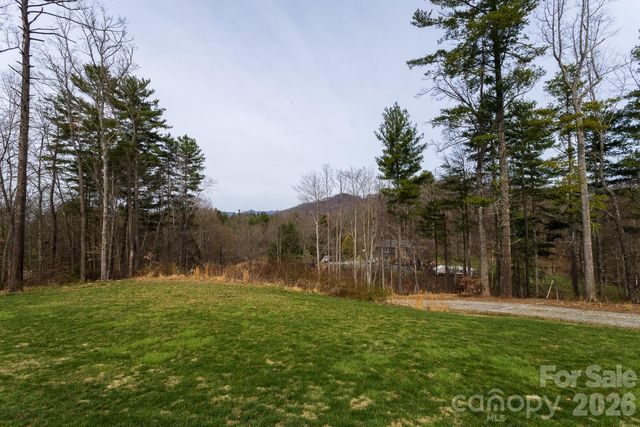 967 Barnardsville Highway, Weaverville, NC 28787