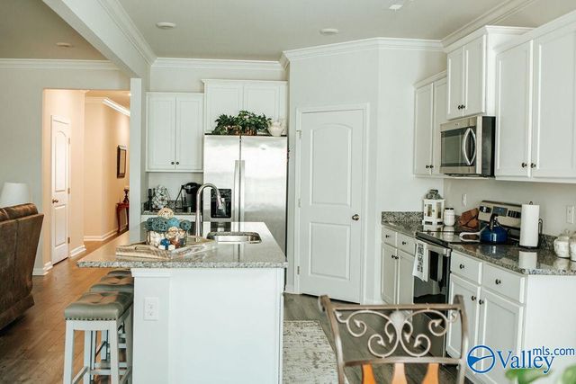 534 SW Wolf Trace, Hartselle, AL 35640