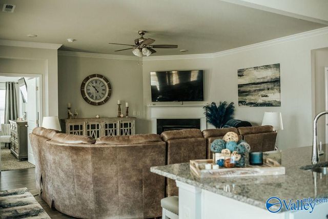 534 SW Wolf Trace, Hartselle, AL 35640