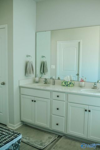 534 SW Wolf Trace, Hartselle, AL 35640