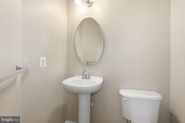 19236 KEPHARTS MILL TER, Leesburg, VA 20176