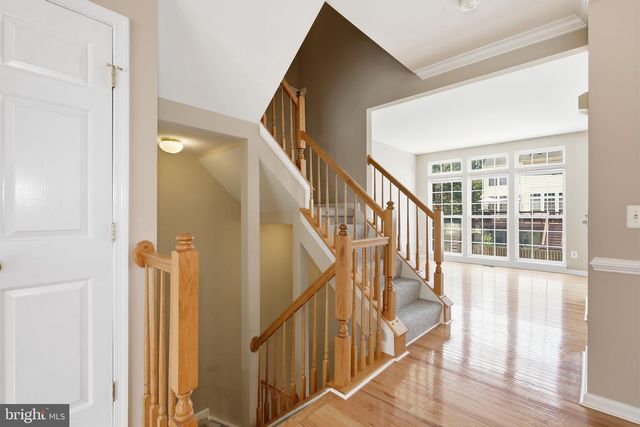 19236 KEPHARTS MILL TER, Leesburg, VA 20176