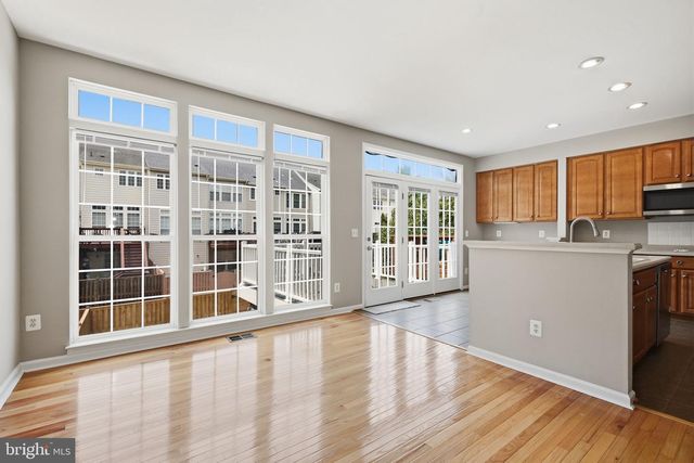 19236 KEPHARTS MILL TER, Leesburg, VA 20176