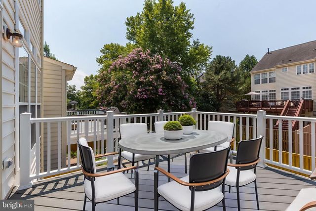 19236 KEPHARTS MILL TER, Leesburg, VA 20176