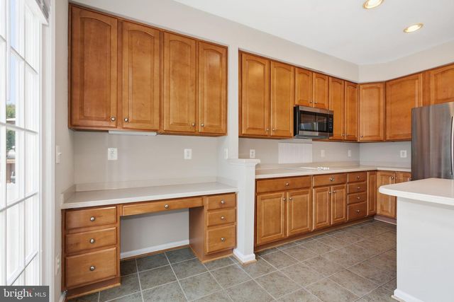 19236 KEPHARTS MILL TER, Leesburg, VA 20176