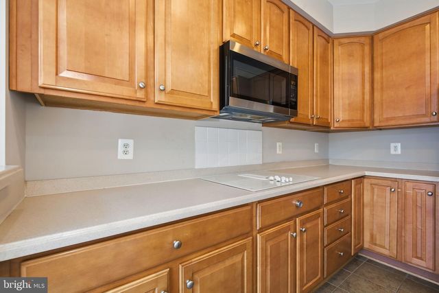 19236 KEPHARTS MILL TER, Leesburg, VA 20176