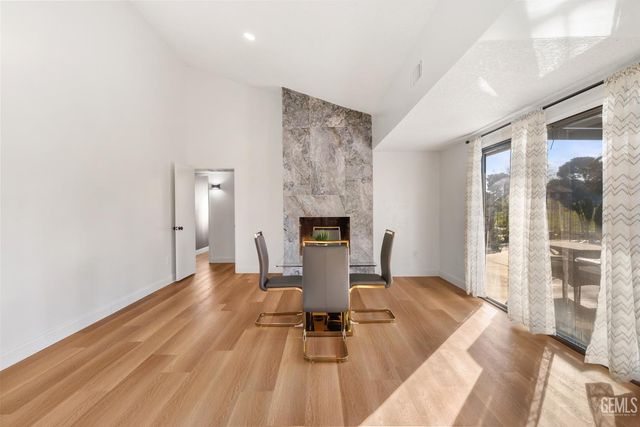 6500 Landfair Drive, Bakersfield, CA 93309