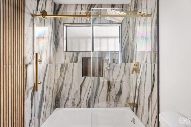 6500 Landfair Drive, Bakersfield, CA 93309