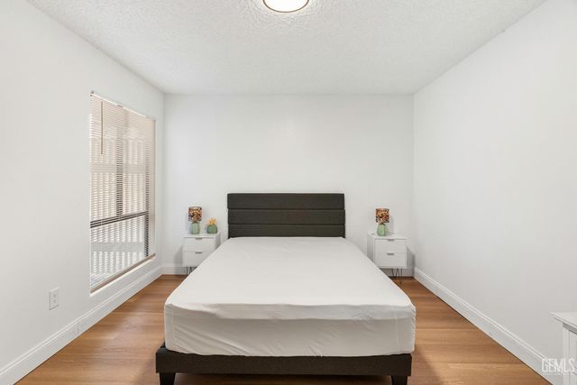 6500 Landfair Drive, Bakersfield, CA 93309